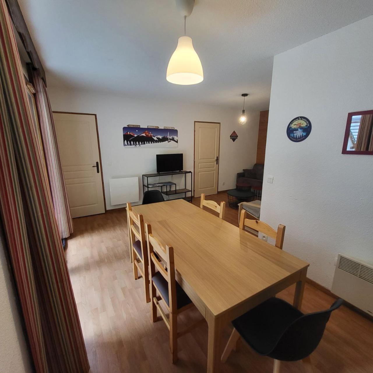 Appartements 3 Vallees, Piscine Et Sauna اوريلي المظهر الخارجي الصورة